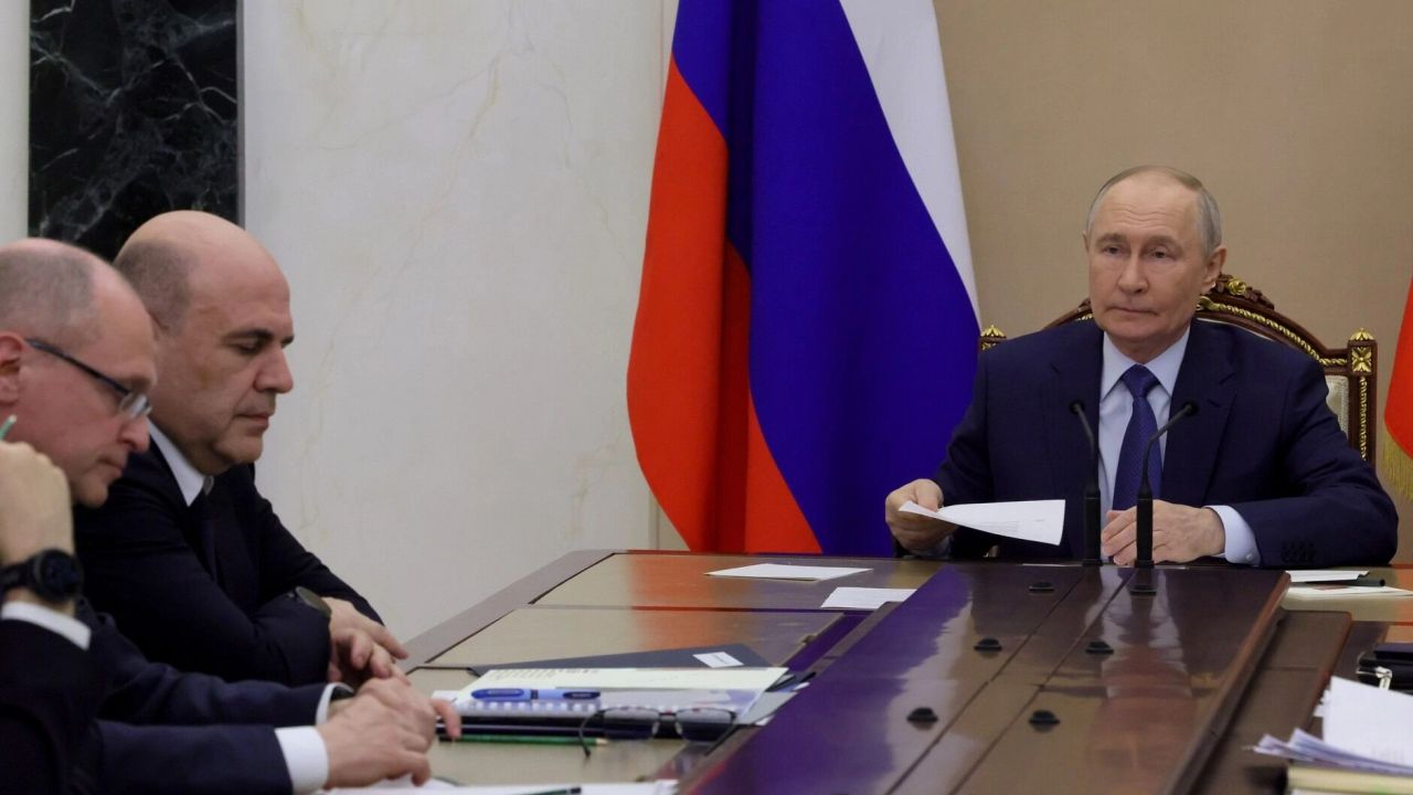 Путин указал на признаки восстановления российской экономики