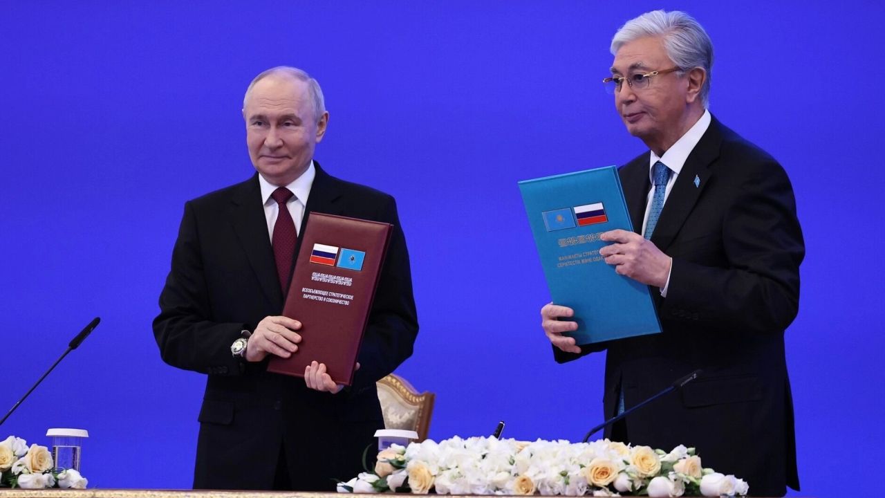 Россия победила Запад в битве за Казахстан